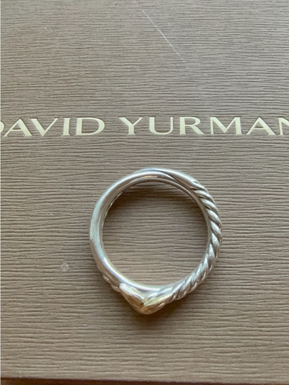 David Yurman Petite X Ring in Sterling Silver and 18k Gold - Picture 5 of 8